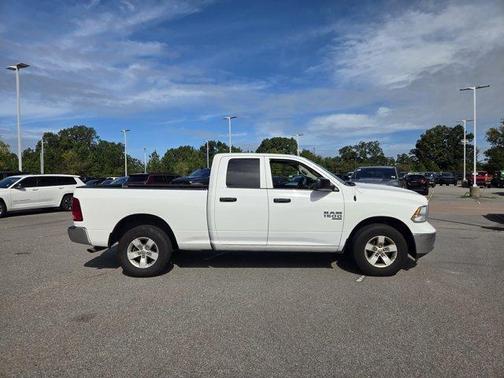 2024 RAM 1500 Classic SLT