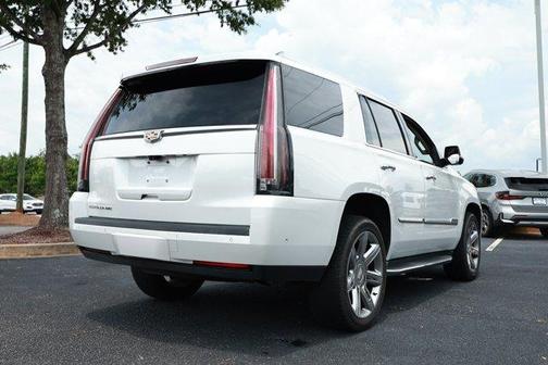Crystal White Tri-Coat 2018 Cadillac Escalade Luxury