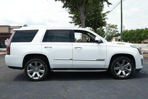 Crystal White Tri-Coat 2018 Cadillac Escalade Luxury
