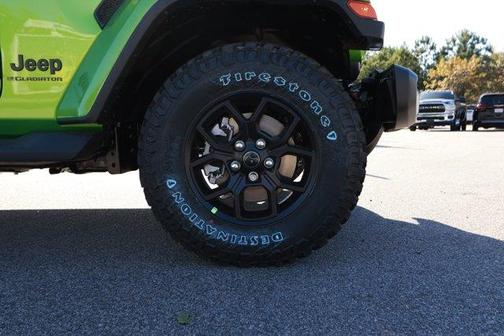 2025 Jeep Gladiator Sport