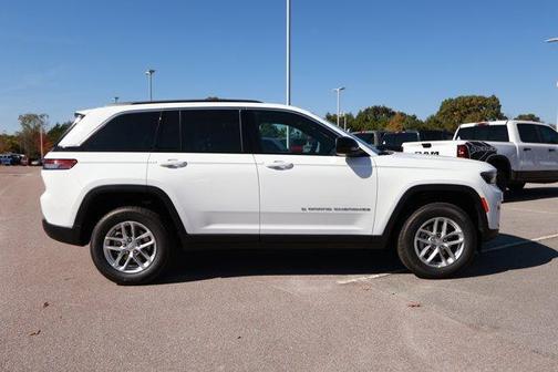 2025 Jeep Grand Cherokee Laredo X