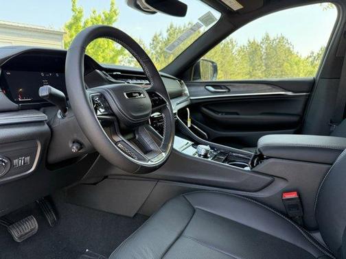 2025 Jeep Grand Cherokee Overland