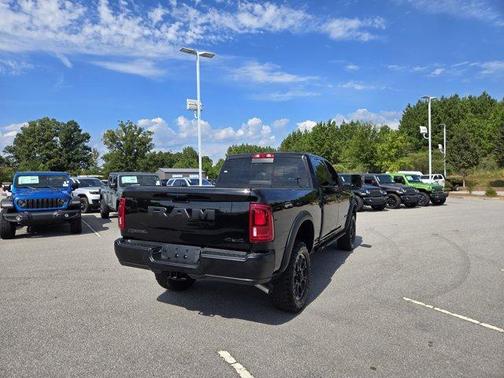 2026 RAM 2500 Rebel/Power Wagon