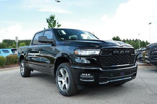 Diamond Black 2026 RAM 1500 Express