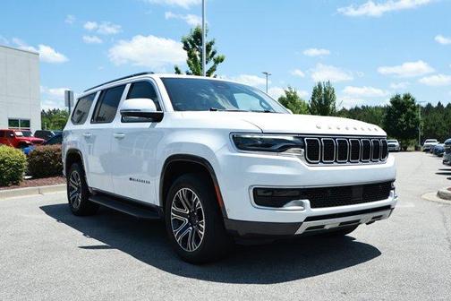 Bright White Clearcoat 2022 Jeep Wagoneer Series III