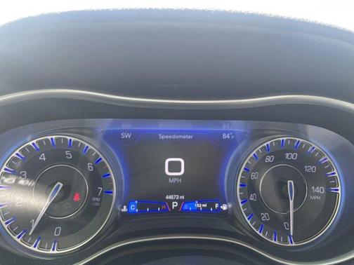 2022 Chrysler 300 Touring L