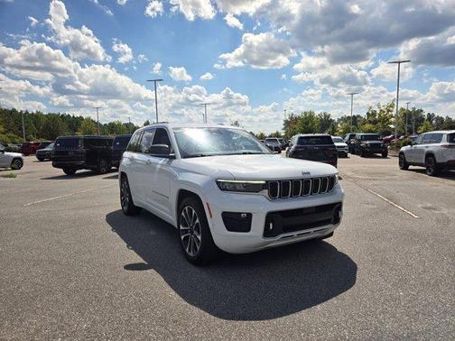 2022 Jeep Grand Cherokee Overland