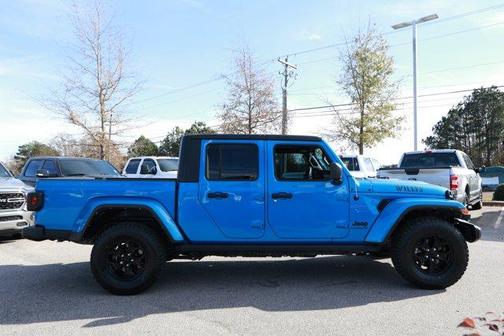 2021 Jeep Gladiator Sport