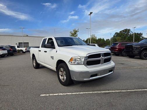 2024 RAM 1500 Classic SLT