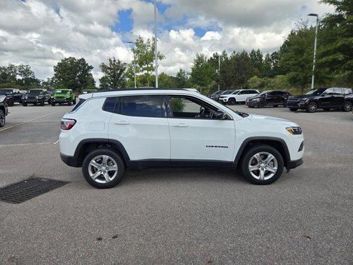 2024 Jeep Compass Latitude