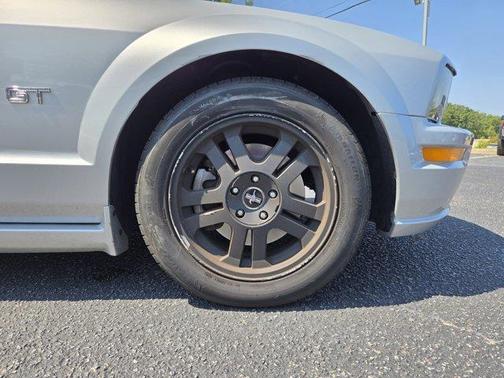 2006 Ford Mustang GT Premium