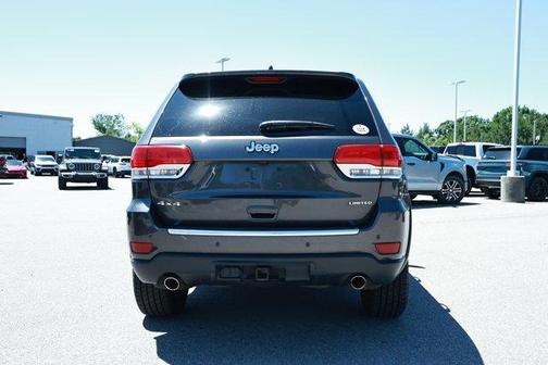Granite Crystal Clearcoat Metallic 2017 Jeep Grand Cherokee Limited