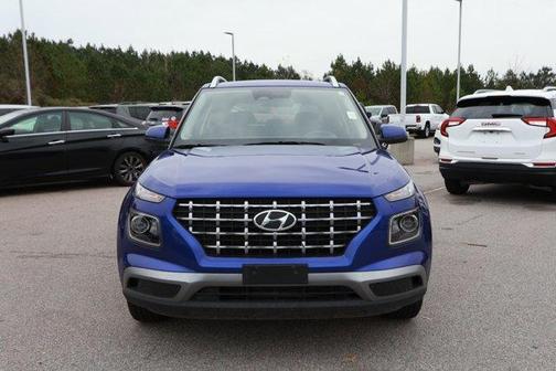 2024 Hyundai VENUE SEL