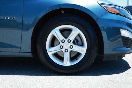 Lakeshore Blue Metallic 2024 Chevrolet Malibu LT
