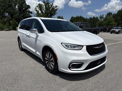 2022 Chrysler Pacifica Hybrid Limited