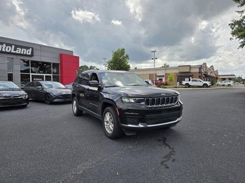 2023 Jeep Grand Cherokee L Laredo