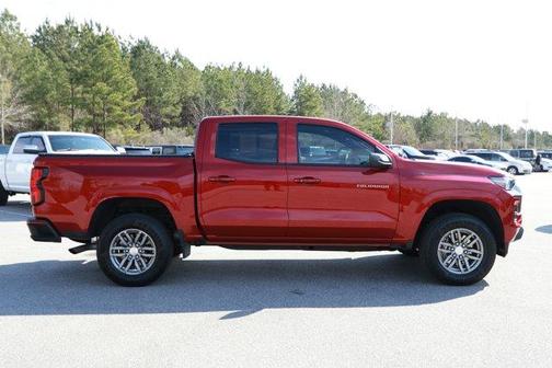 2025 Chevrolet Colorado LT