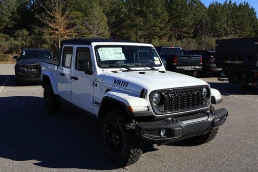 2026 Jeep Gladiator Sport