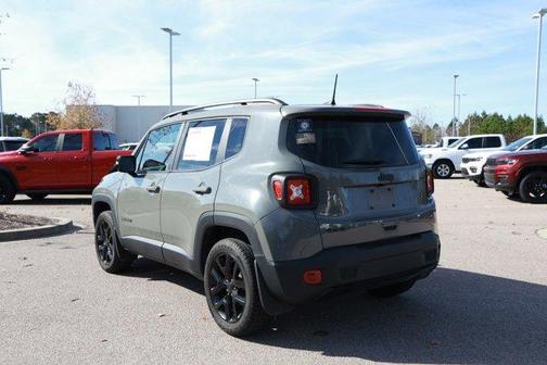 2022 Jeep Renegade Altitude
