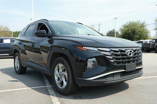 Black Pearl 2024 Hyundai TUCSON SEL