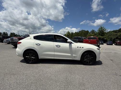 2019 Maserati Levante Base