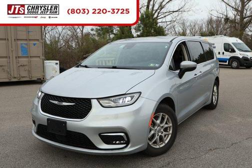 2023 Chrysler Pacifica Touring-L