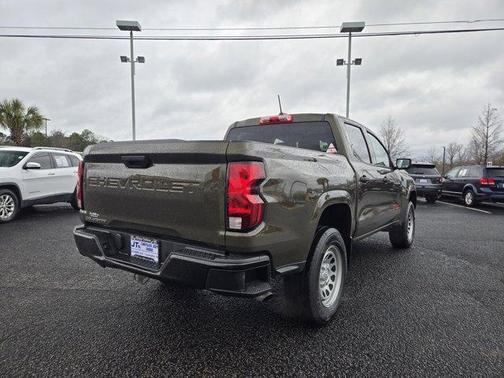 2024 Chevrolet Colorado WT