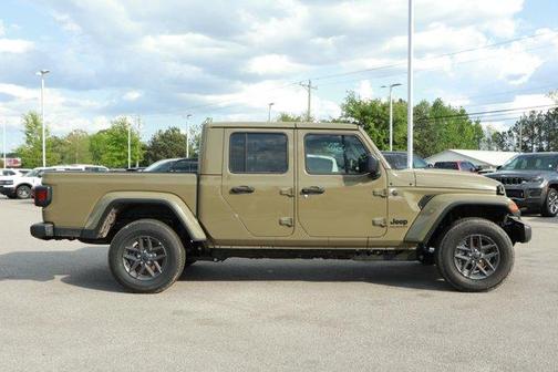 41 2026 Jeep Gladiator Sport