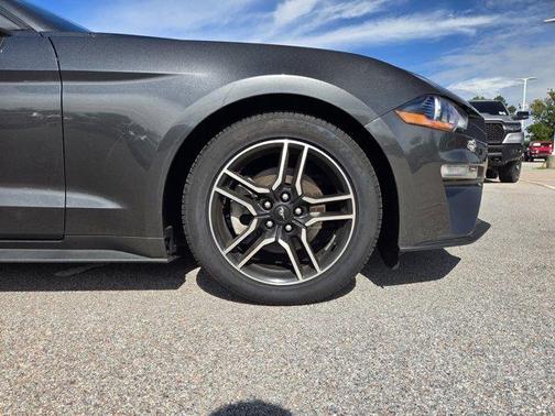 2020 Ford Mustang EcoBoost