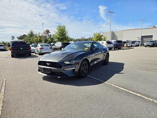 2020 Ford Mustang EcoBoost