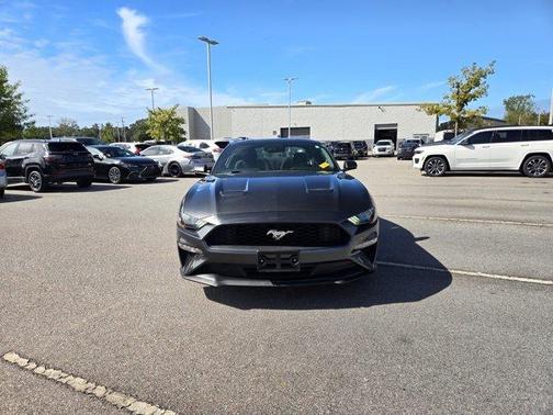 2020 Ford Mustang EcoBoost