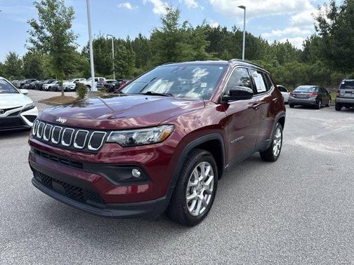 2022 Jeep Compass Latitude Lux