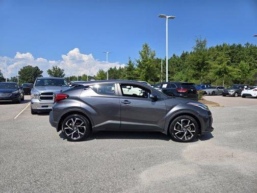 2020 Toyota C-HR LE
