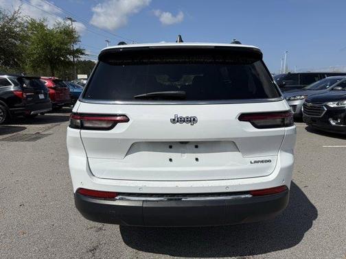2023 Jeep Grand Cherokee L Laredo
