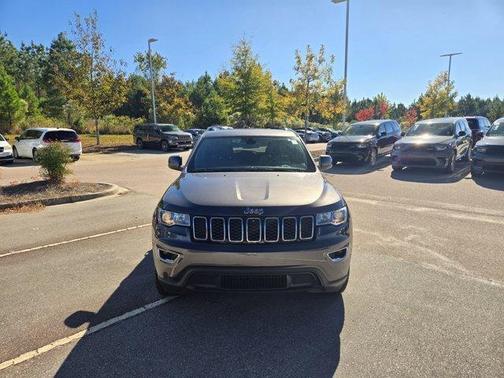 2020 Jeep Grand Cherokee Laredo E