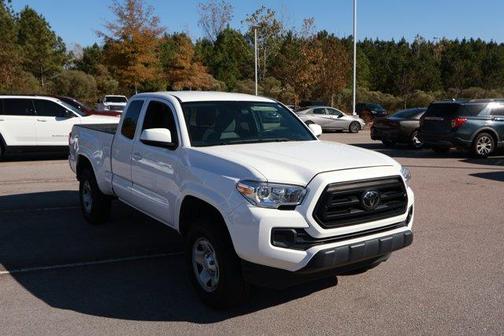 2022 Toyota Tacoma SR