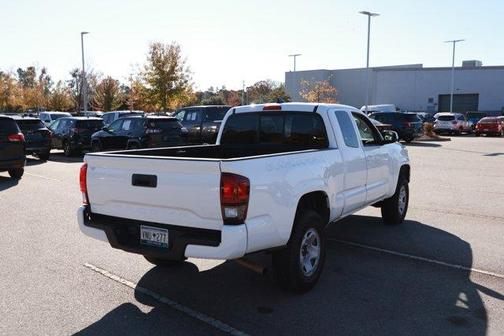 2022 Toyota Tacoma SR