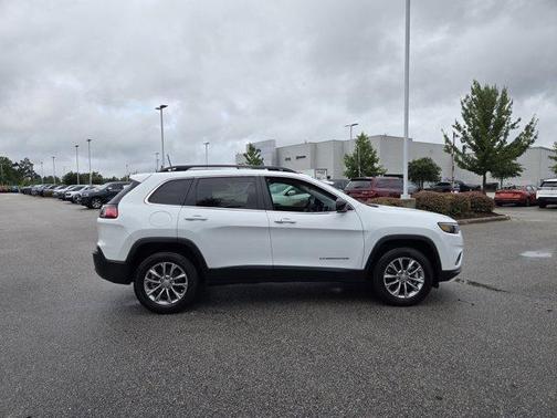 2022 Jeep Cherokee Latitude Lux