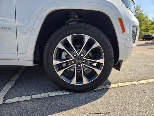 2025 Jeep Grand Cherokee Overland