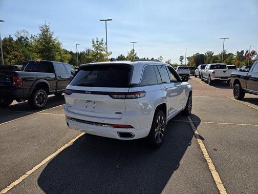 2025 Jeep Grand Cherokee Overland