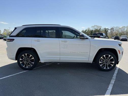 2025 Jeep Grand Cherokee Overland