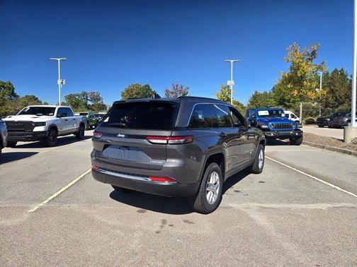 2025 Jeep Grand Cherokee Laredo X