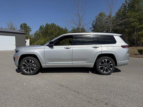 2025 Jeep Grand Cherokee L Overland