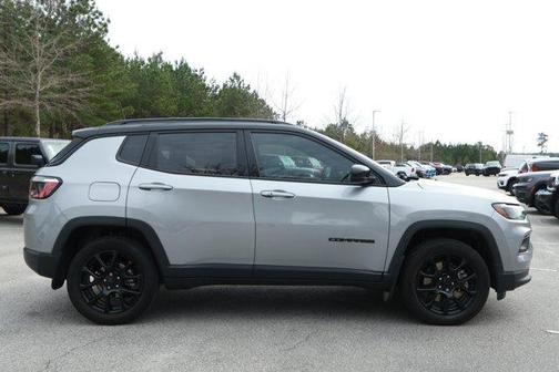 2023 Jeep Compass Altitude