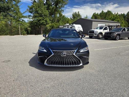 2022 Lexus ES 350 Base