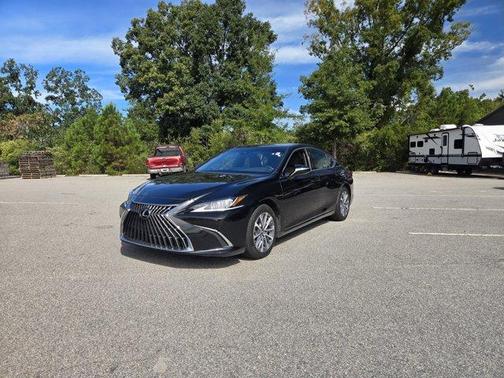 2022 Lexus ES 350 Base