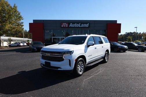 2023 Chevrolet Suburban LT