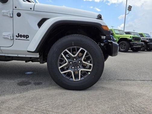 2025 Jeep Wrangler Sahara