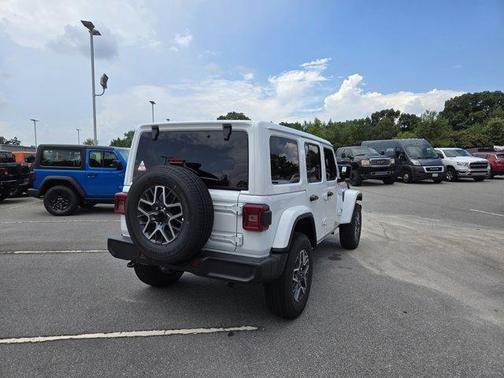 2025 Jeep Wrangler Sahara