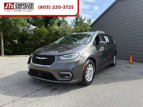 2022 Chrysler Pacifica Touring-L